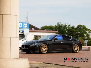 Maserati Quattroporte Custom Wheels - HF-2 by Vossen - Gloss Gold